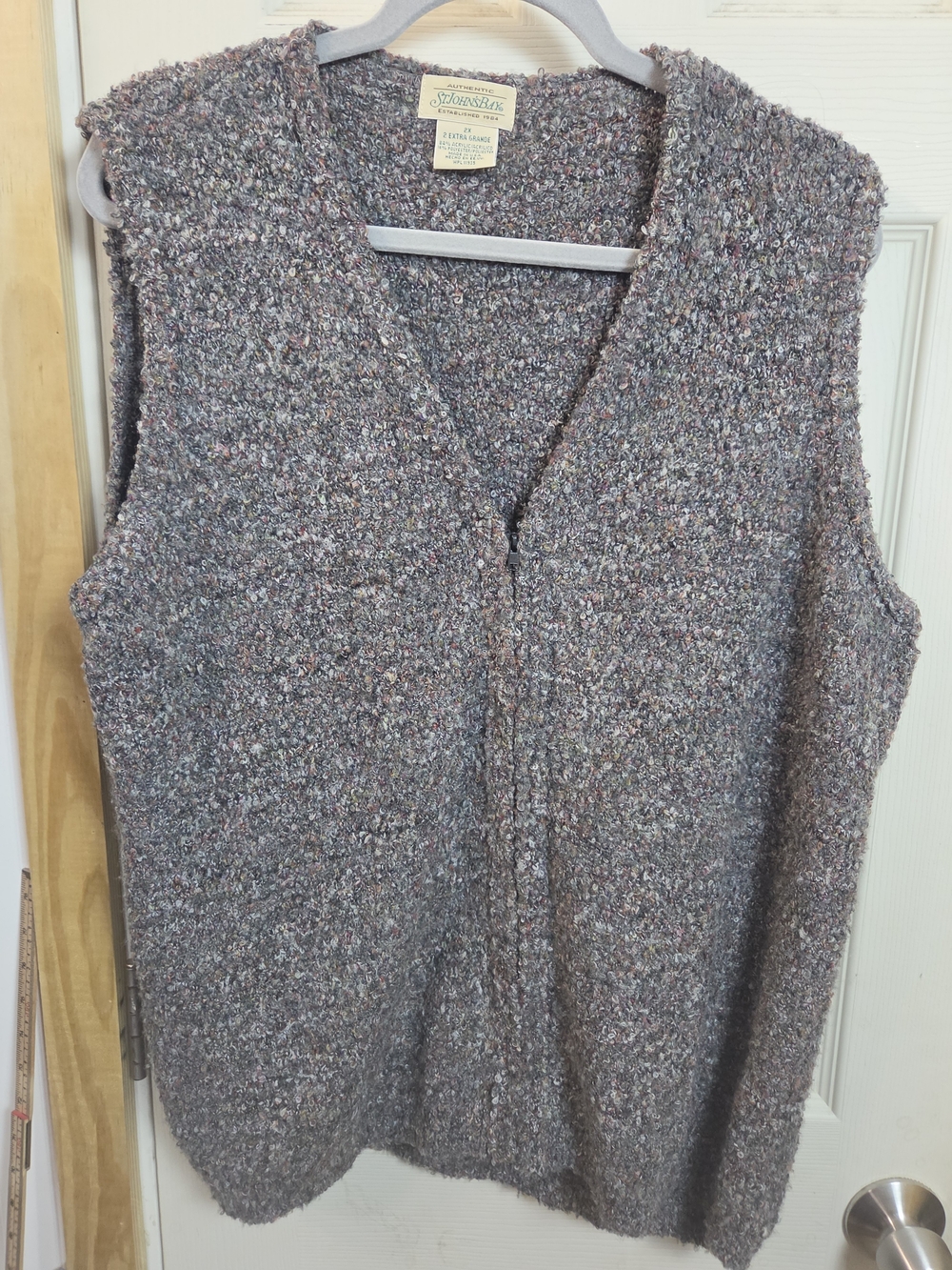 Knit Vest Sweater St. John's Bay Heathered Gray Bouclé